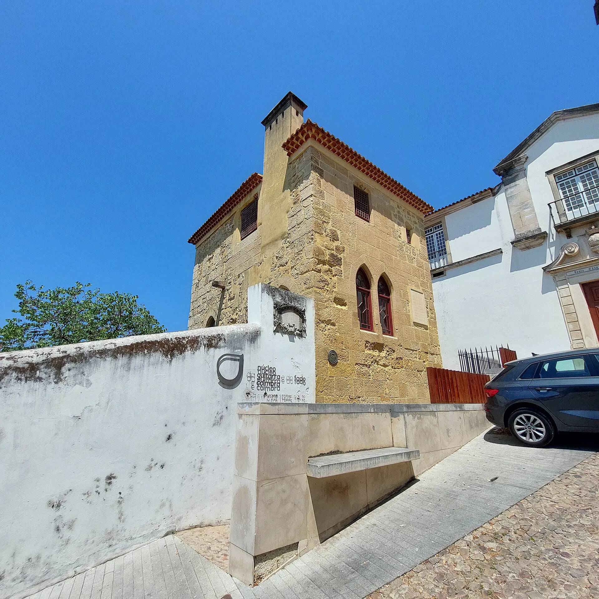 Vista representativa de la Torre de Anto – Centro de la Guitarra y el Fado de Coímbra, en Coímbra.