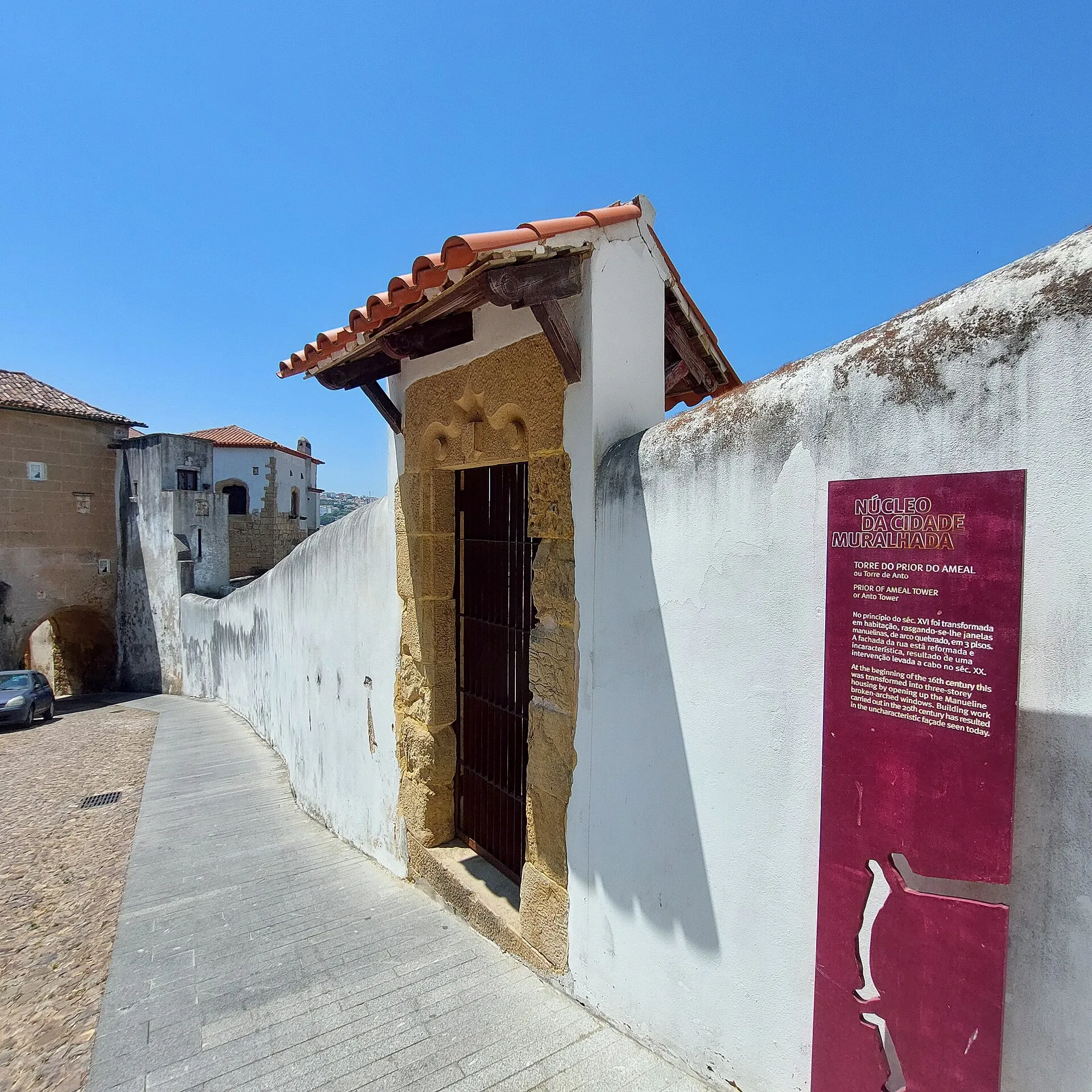 Vista representativa de la Torre de Anto – Centro de la Guitarra y el Fado de Coímbra en Coímbra.