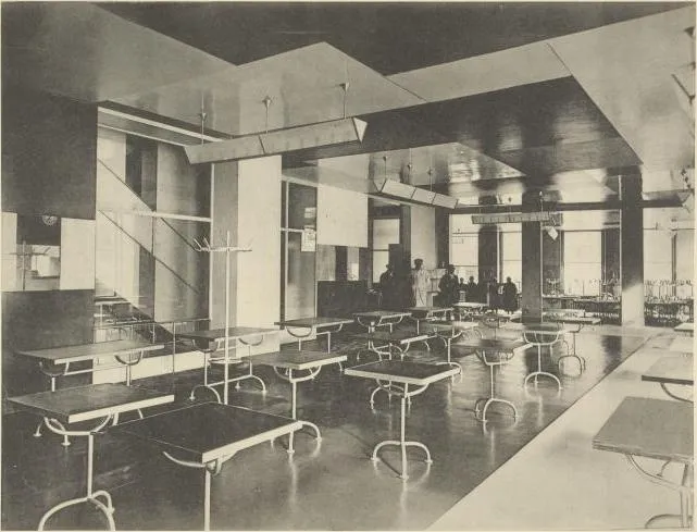 Vista representativa de Aubette 1928 en Estrasburgo.