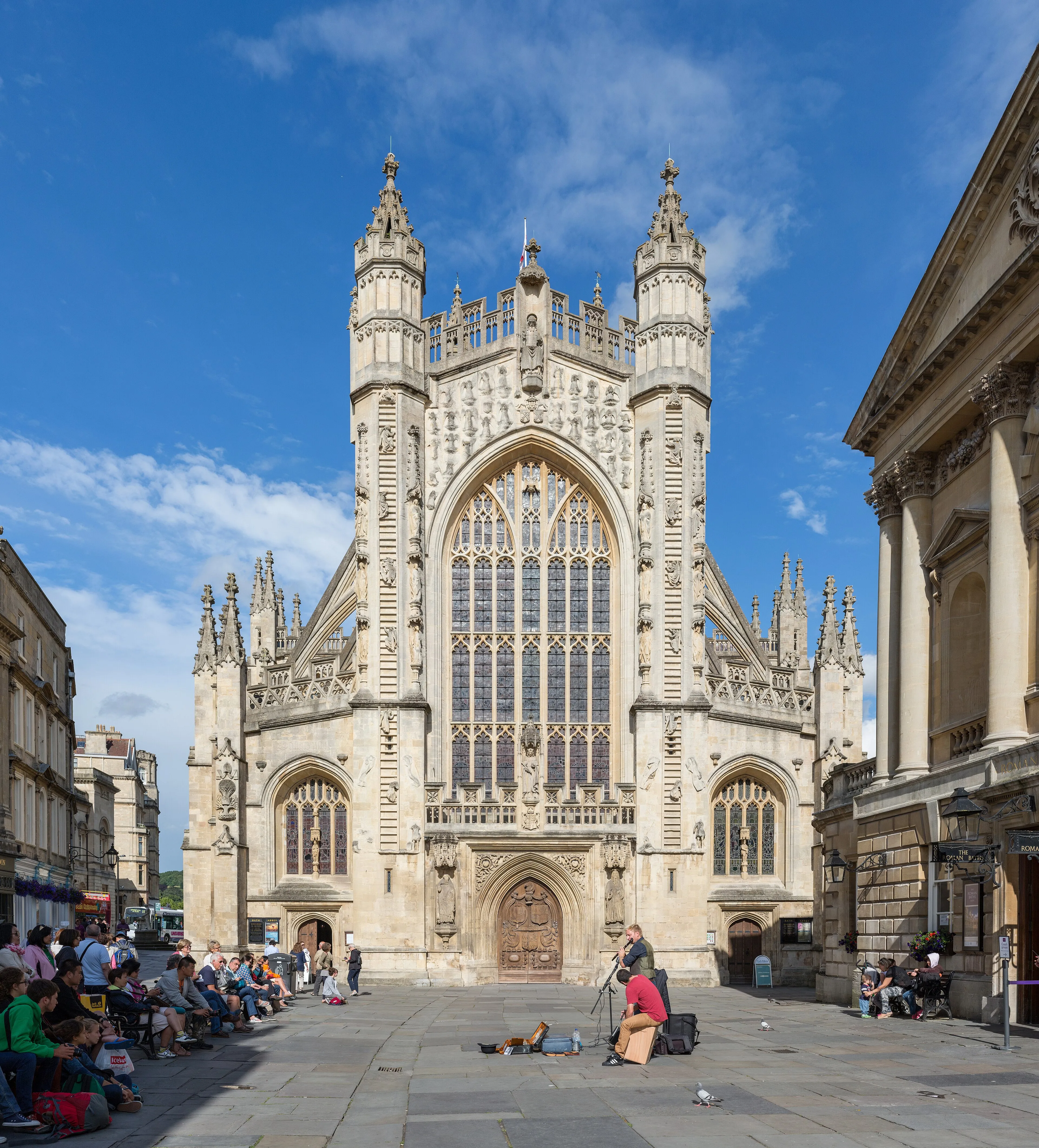 Vista exterior de la Abadía de Bath en Bath.