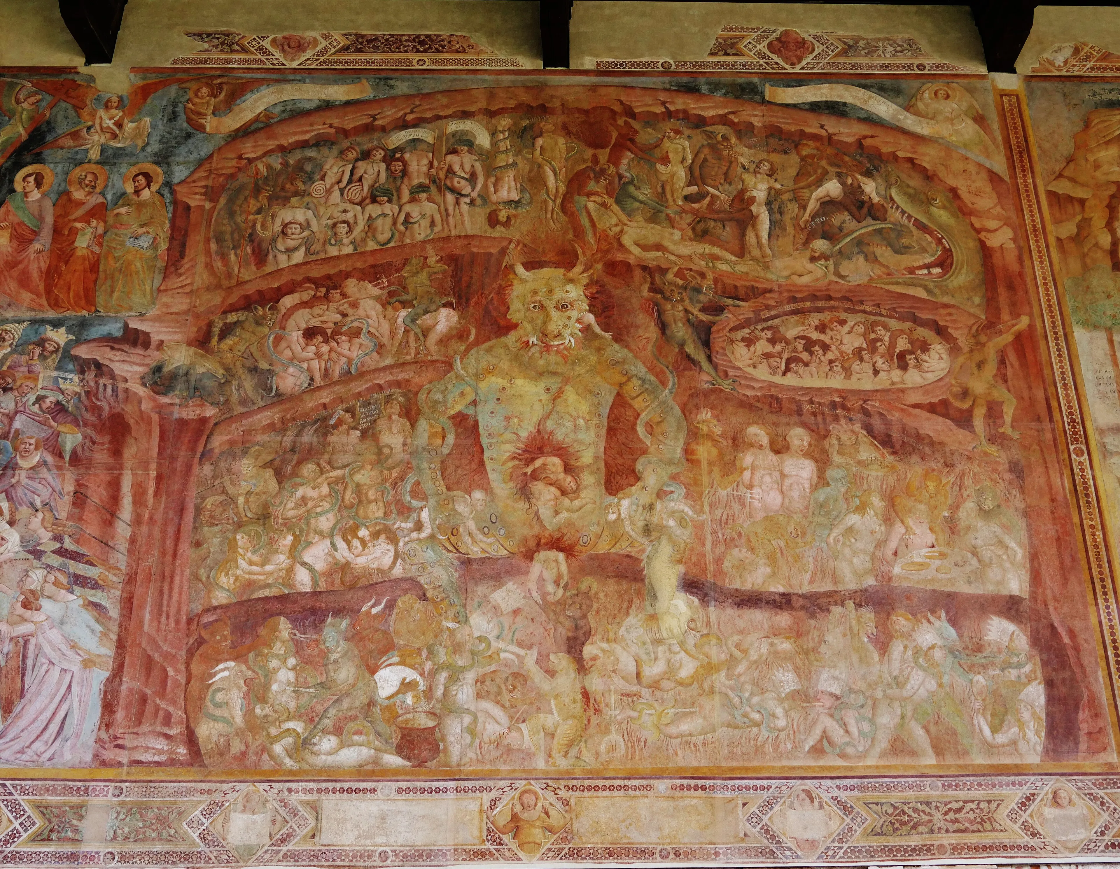 Representative view of Camposanto Monumentale in Pisa.