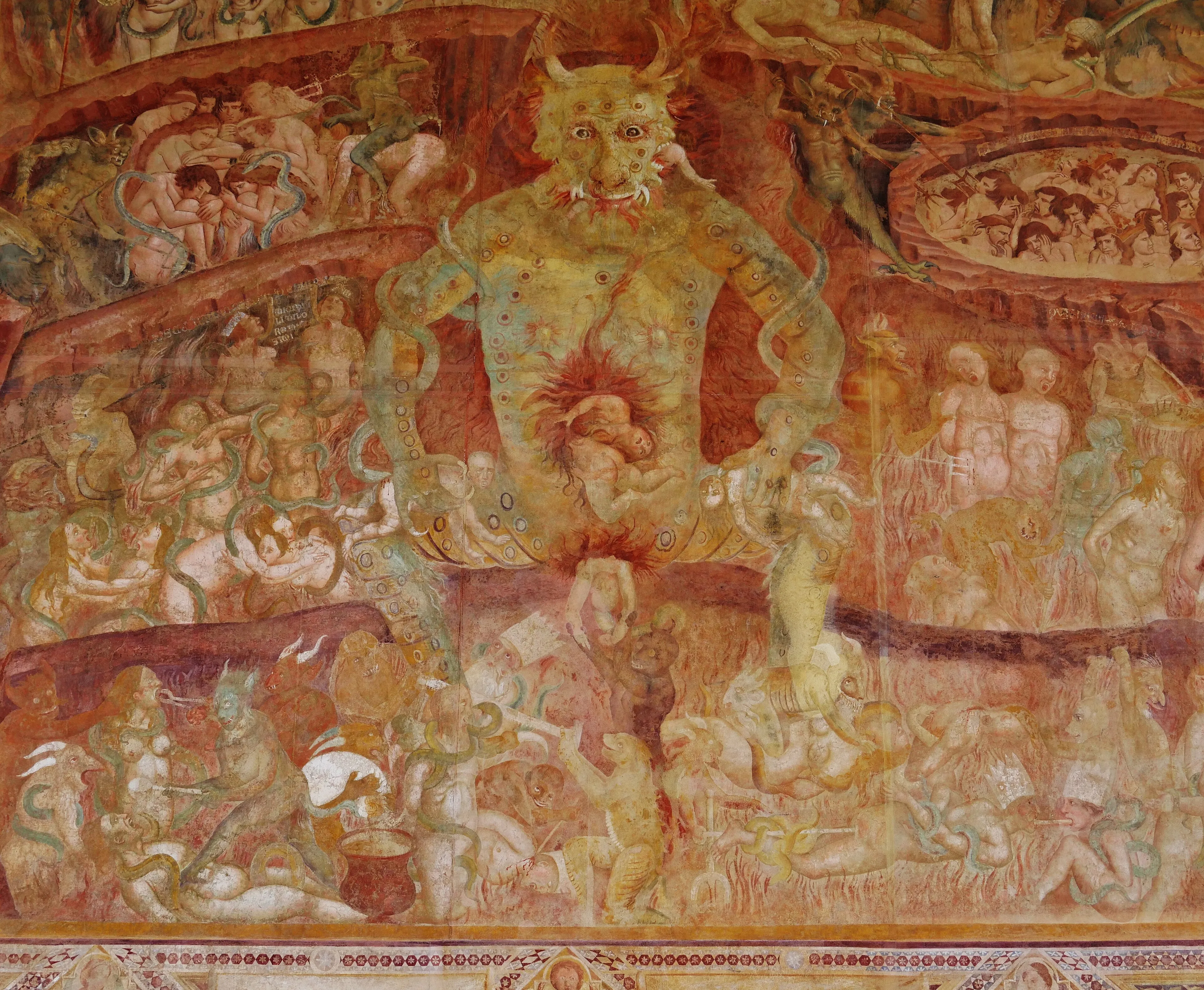 Representative view of Camposanto Monumentale in Pisa.