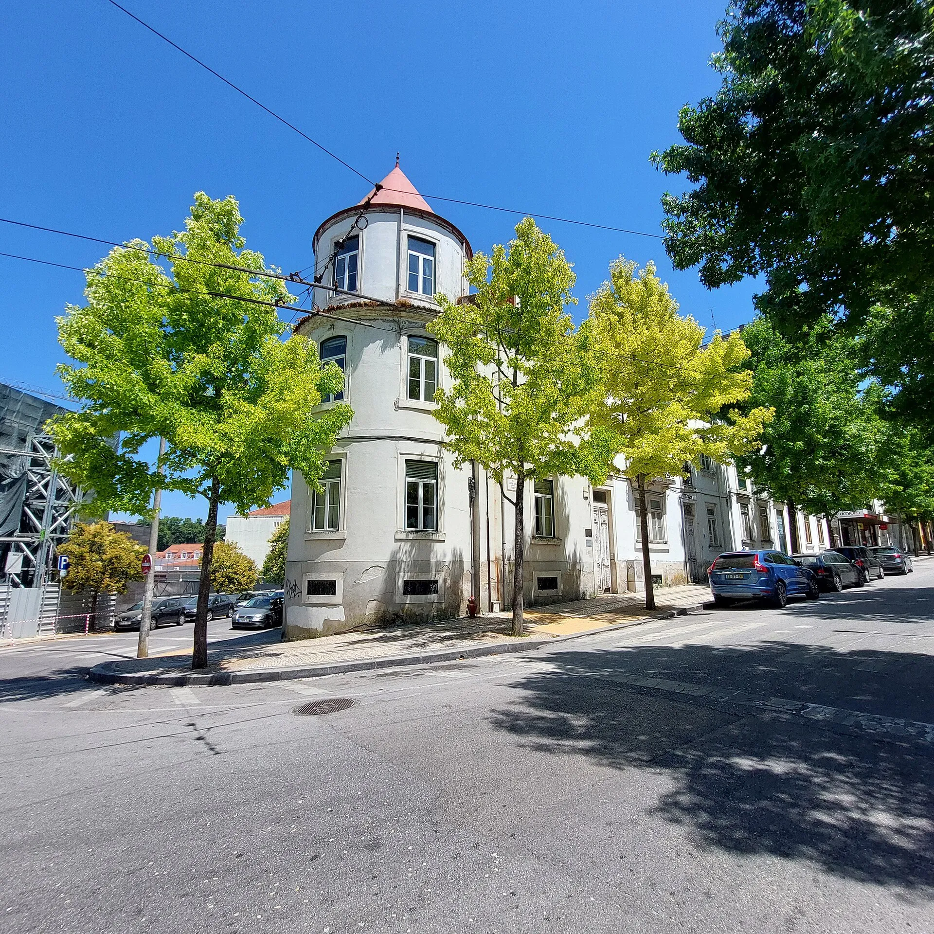 Vista exterior del Círculo de Artes Plásticas de Coimbra en Coímbra.