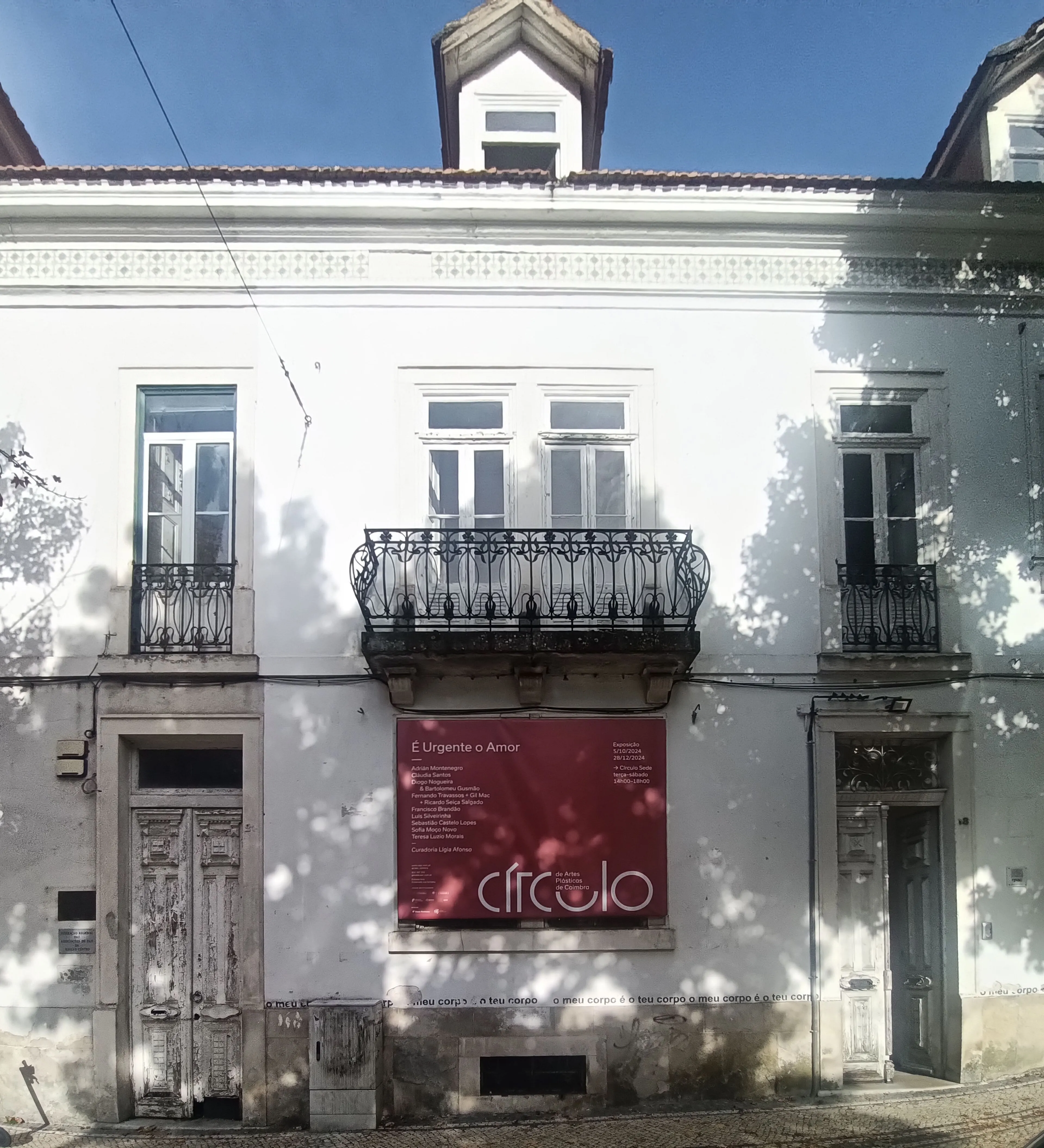 Grafika godzin otwarcia Círculo de Artes Plásticas de Coimbra
