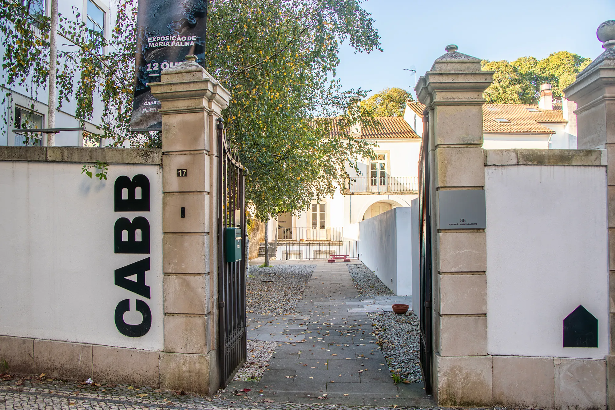 Grafika godzin otwarcia Casa das Artes Bissaya Barreto