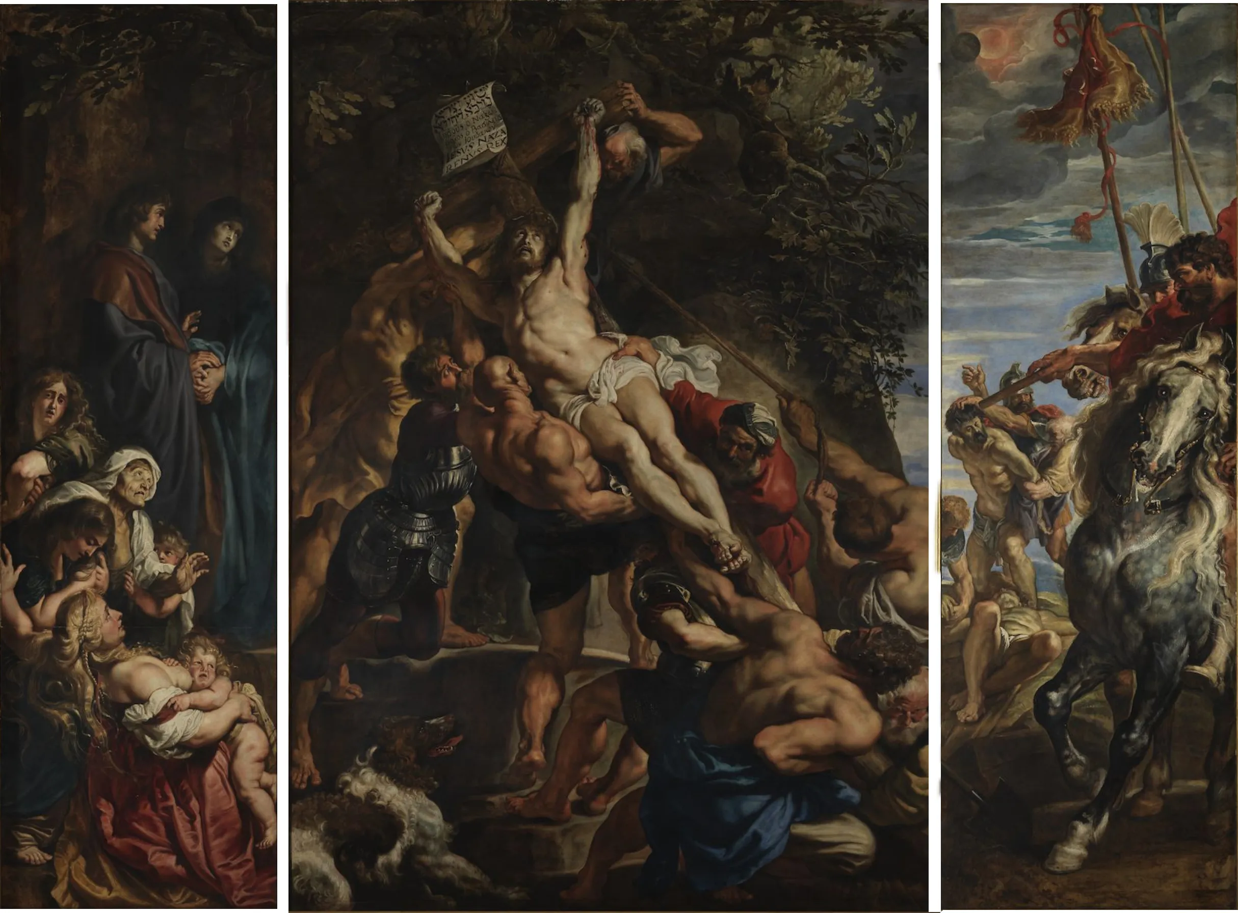 Tríptico que muestra la elevación de la cruz con Cristo en el panel central, figuras dolientes a la izquierda y soldados romanos a caballo a la derecha.