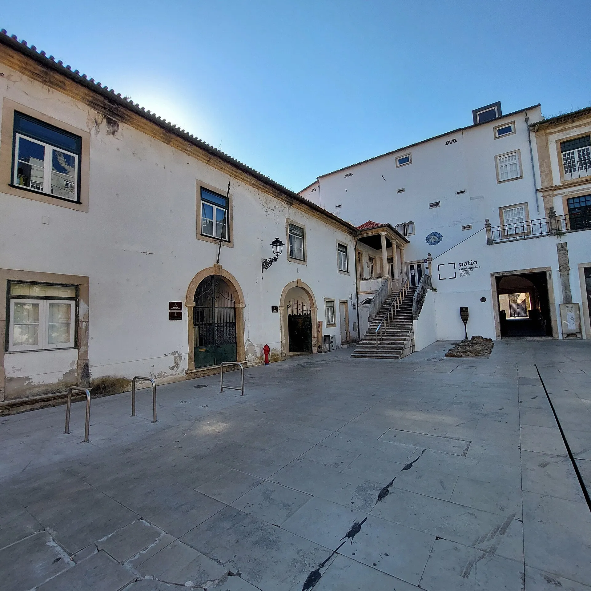 Exterior view of Centro de Artes Visuais in Coimbra.