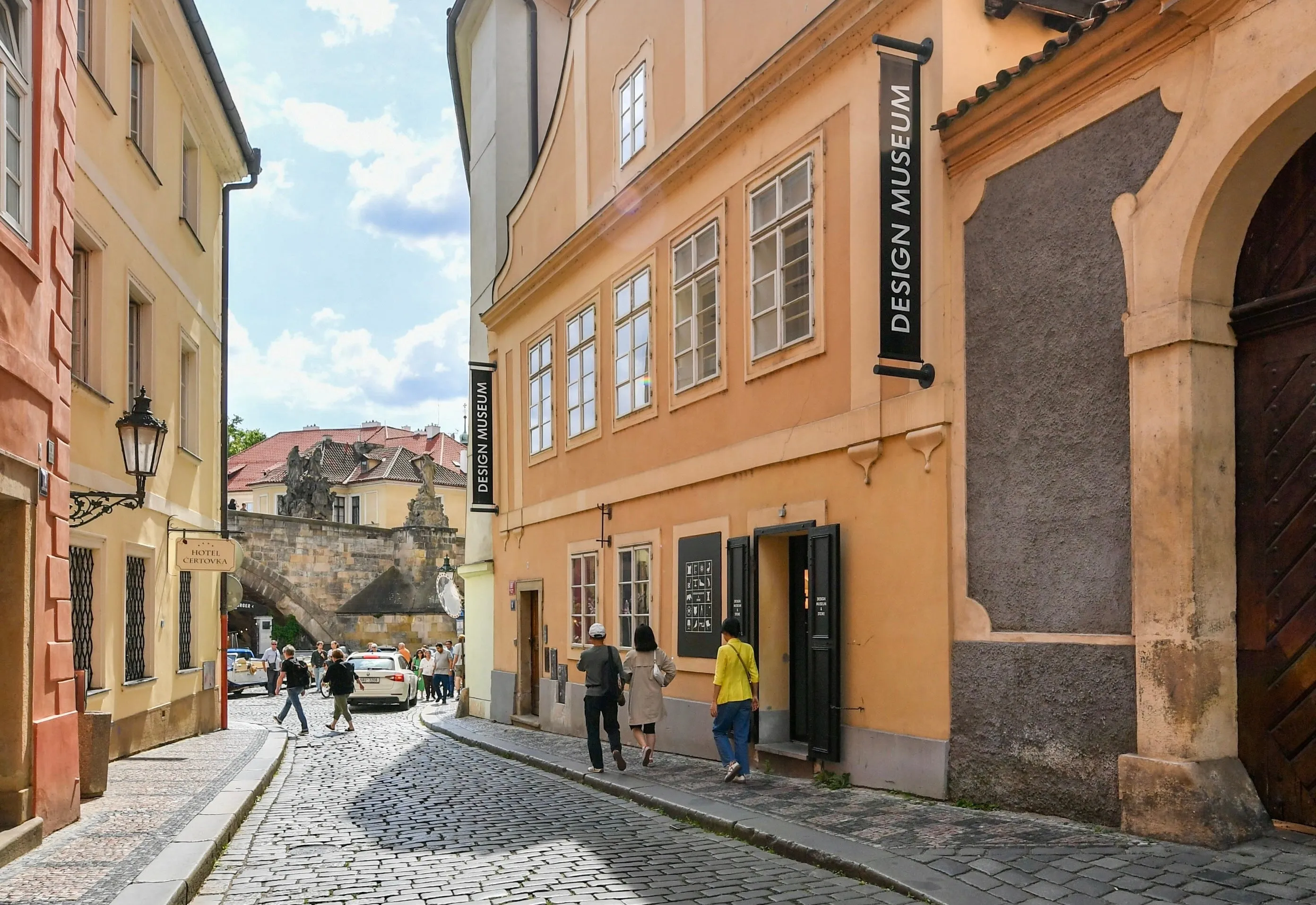 Gráfico de horarios de apertura del museo para Design Museum Prague