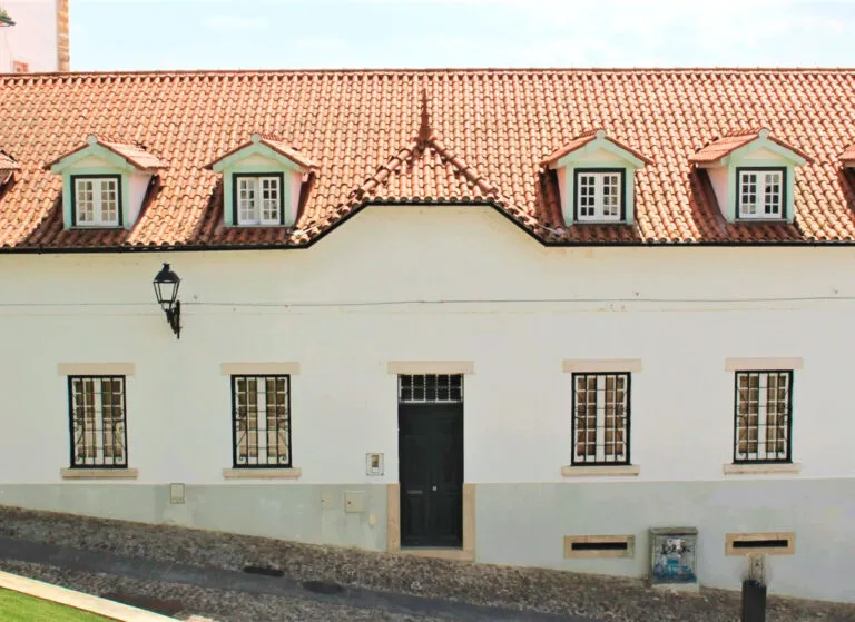 Grafika godzin otwarcia Elysio de Moura House-Museum