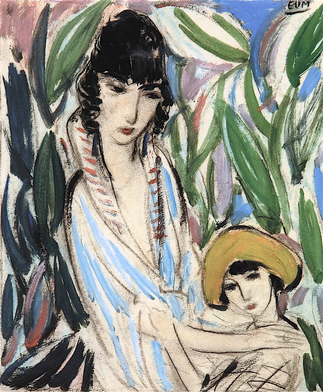 Una pintura que muestra a una mujer con el cabello oscuro estilo bob, con una prenda a rayas blancas y azules y un niño con un sombrero amarillo, rodeados de follaje verde, firmada con EVM en la esquina superior derecha.