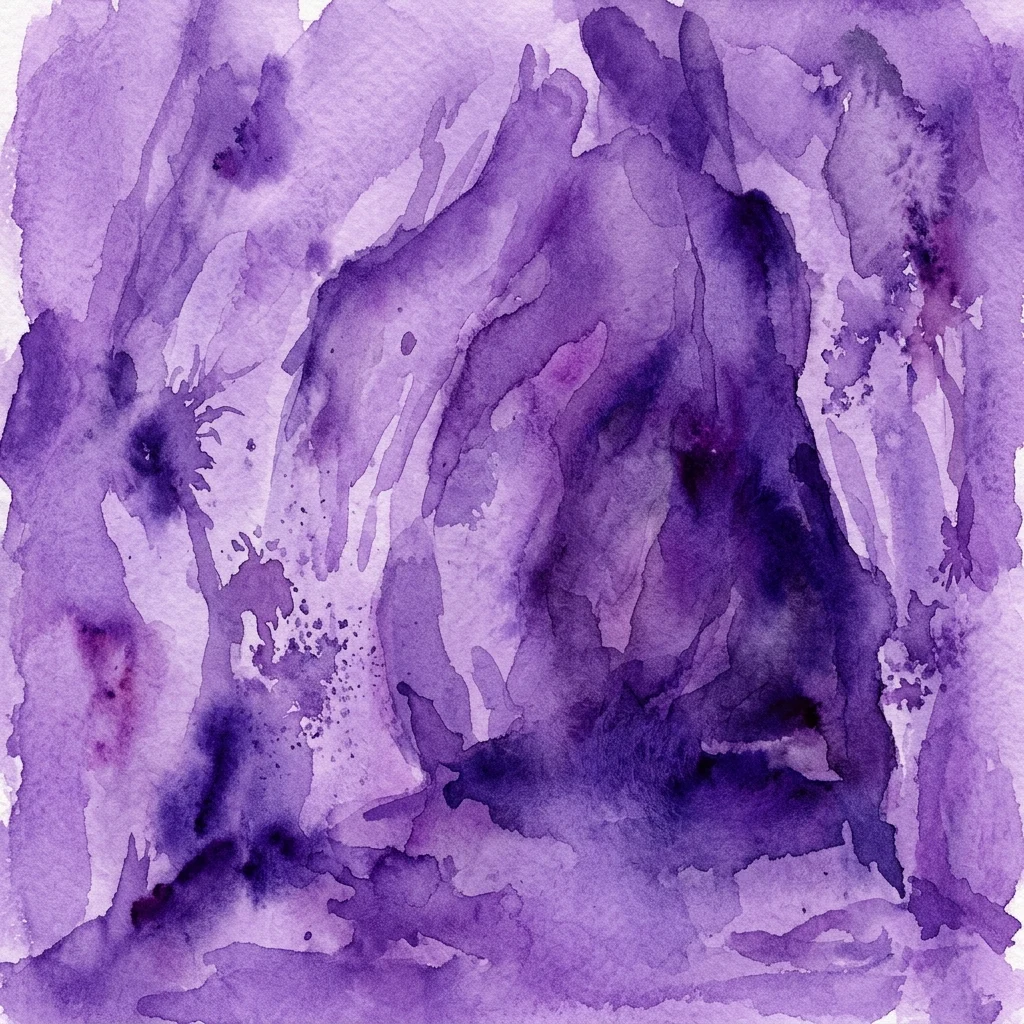 Abstract paars aquarel schilderij met vloeiende wassingen van violet en diep indigo op wit papier, met organische uitlopende randen en verspreide druppels.
