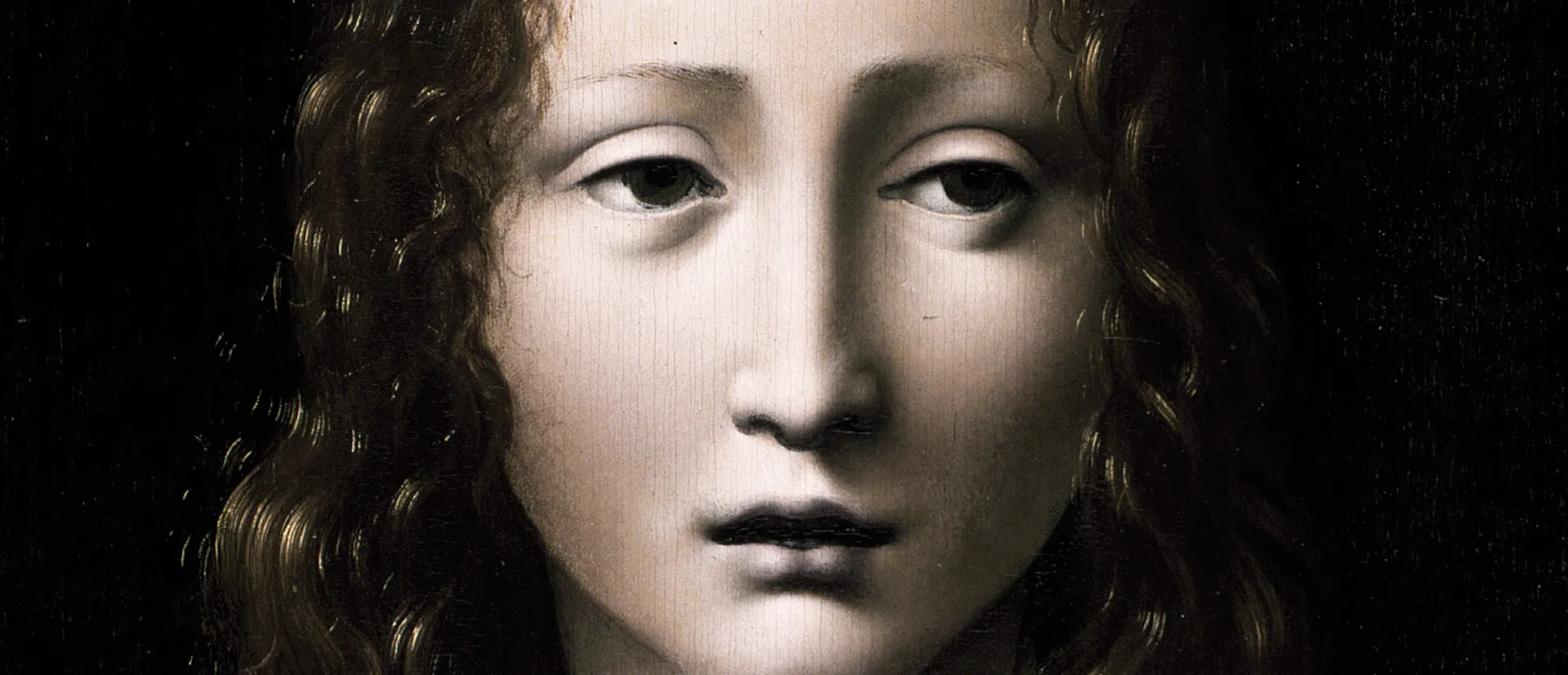 primer plano de una pintura de una mujer con el pelo ondulado y una expresión solemne
