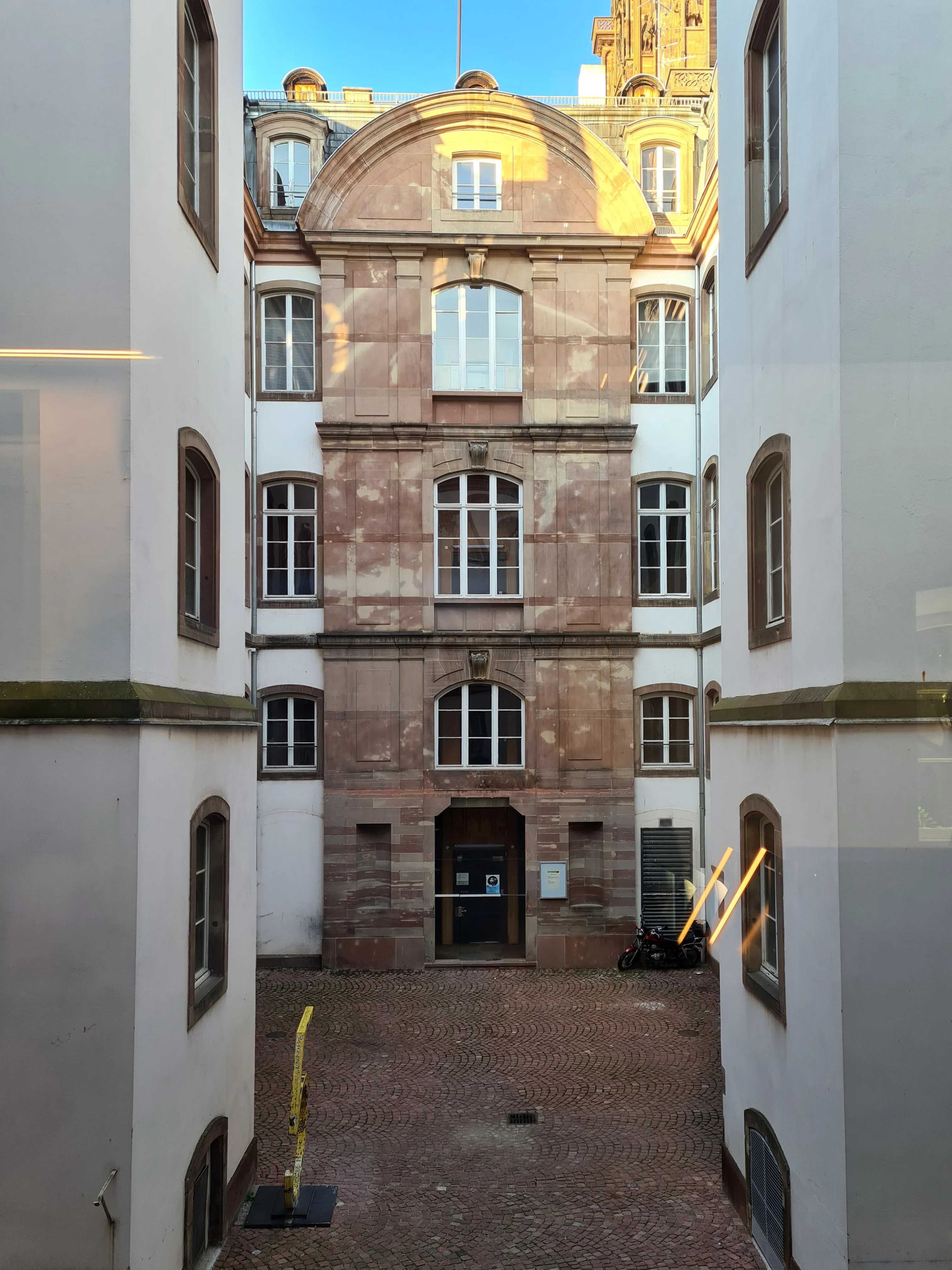 Representative view of Le 5e Lieu in Strasbourg.