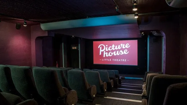 Vista interior de The Little Theatre Cinema en Bath.