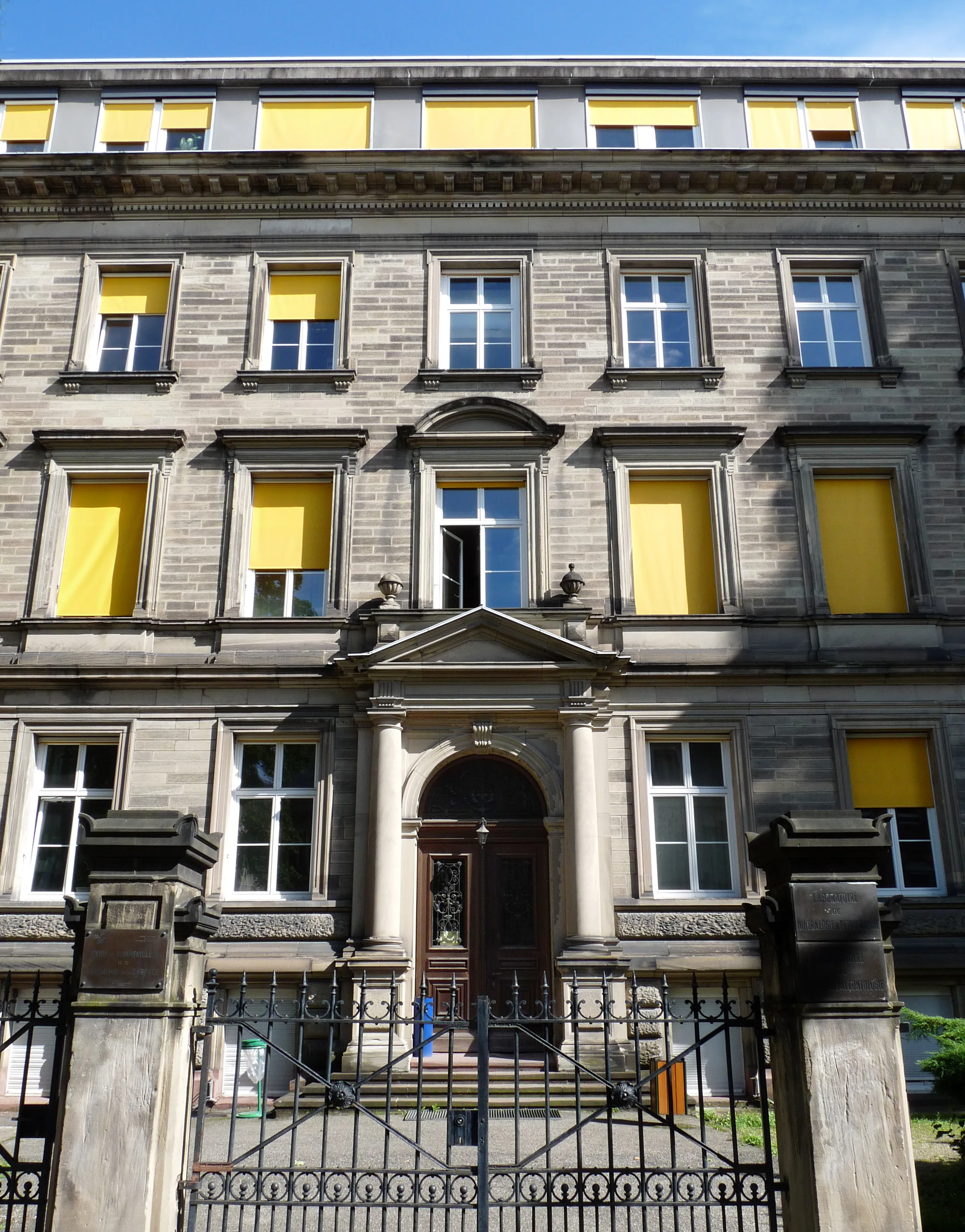 Reprezentatywny widok Muzeum Mineralogii w Strasburgu w Strasburgu.