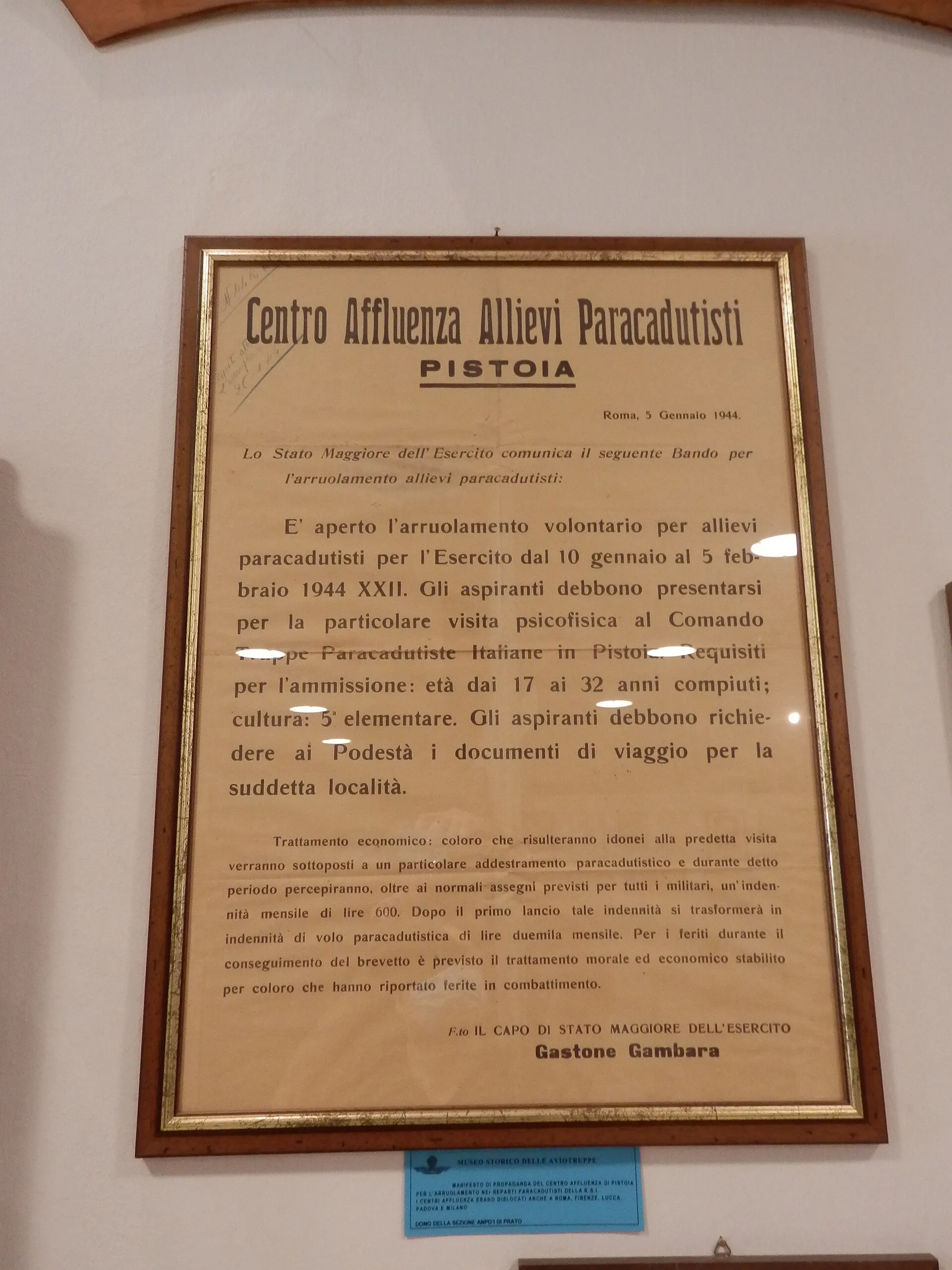 Vista representativa del Museo de las Tropas Aerotransportadas en Pisa.