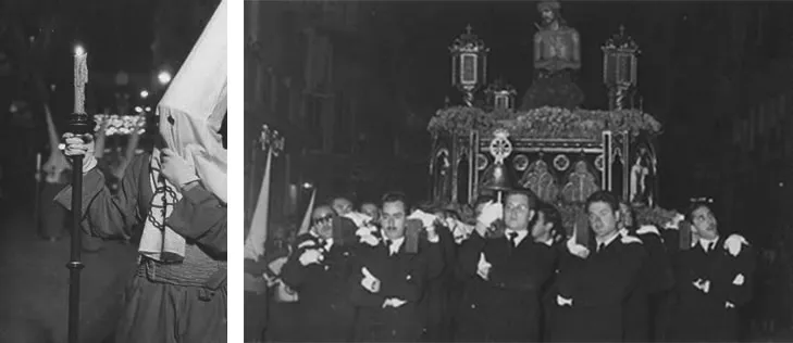 Imagen dividida en blanco y negro que muestra a una figura encapuchada sosteniendo una vela a la izquierda, y a un grupo de hombres cargando un trono procesional con una estatua y faroles durante la noche a la derecha.