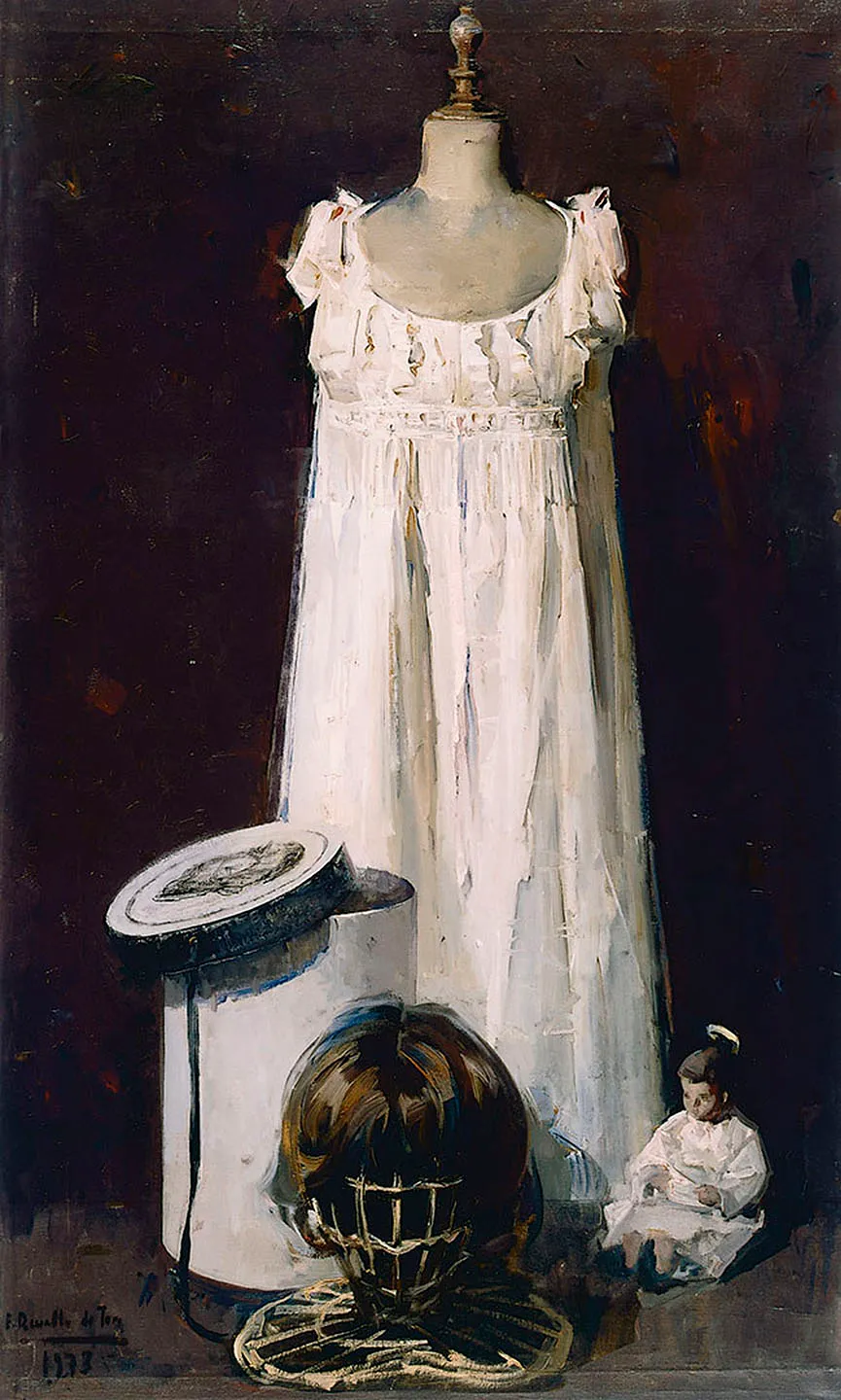 Óleo de un vestido blanco sobre un maniquí, una sombrerera, una peluca sobre un soporte y una muñeca pequeña sobre un fondo oscuro, firmado en 1933.