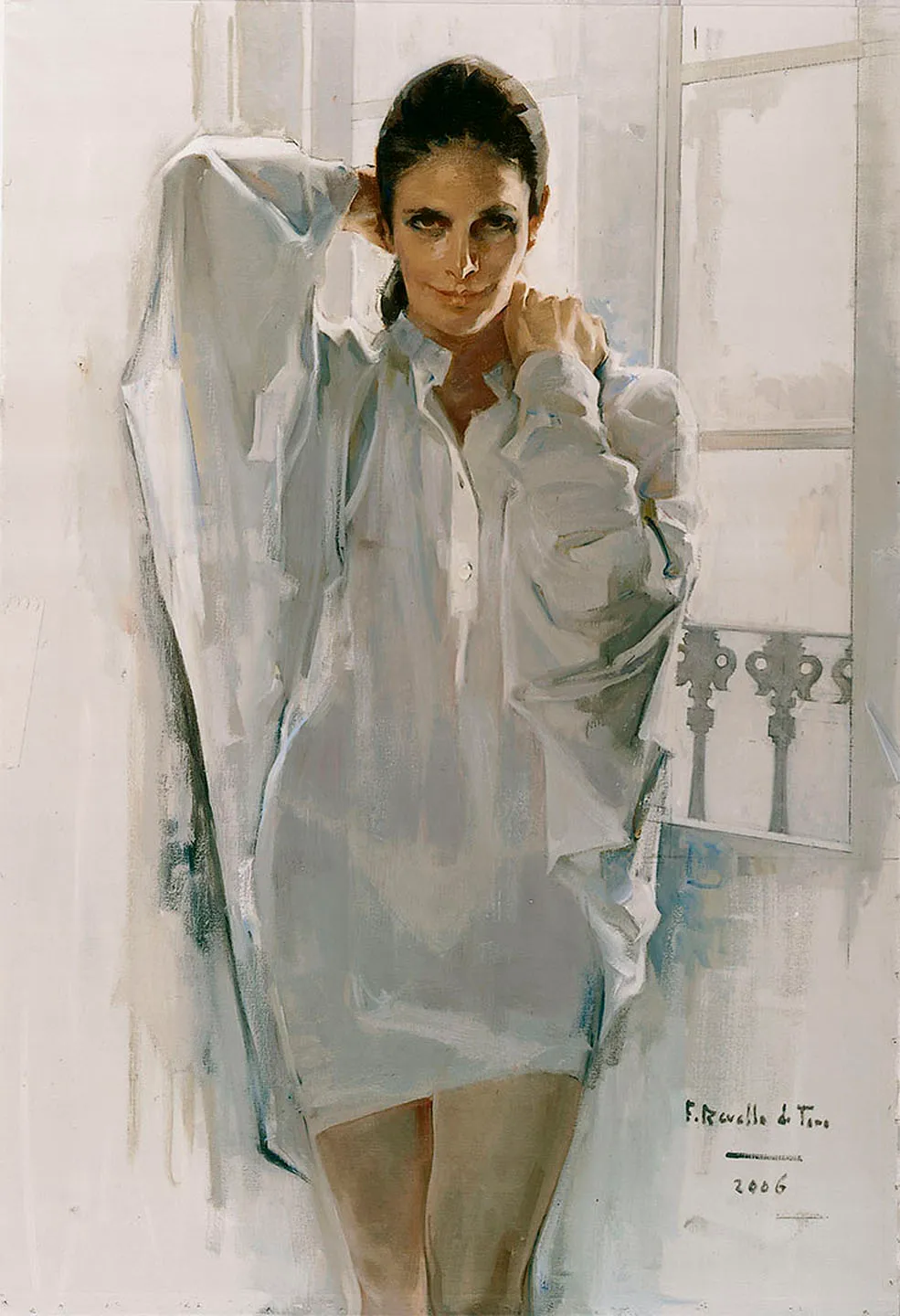 Óleo de una mujer con camisa blanca de pie junto a una ventana con reja de hierro, firmado F. Revello de Toro 2006