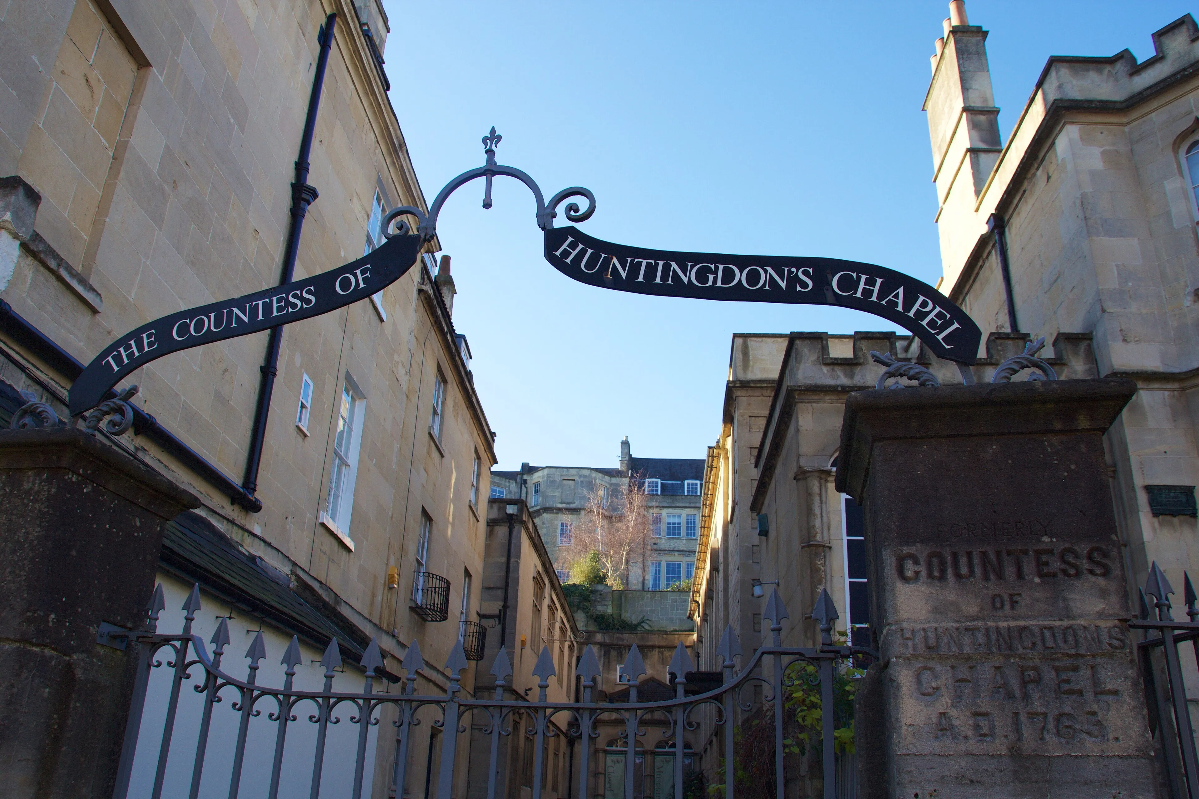 Reprezentatywny widok Museum of Bath Architecture w Bath.