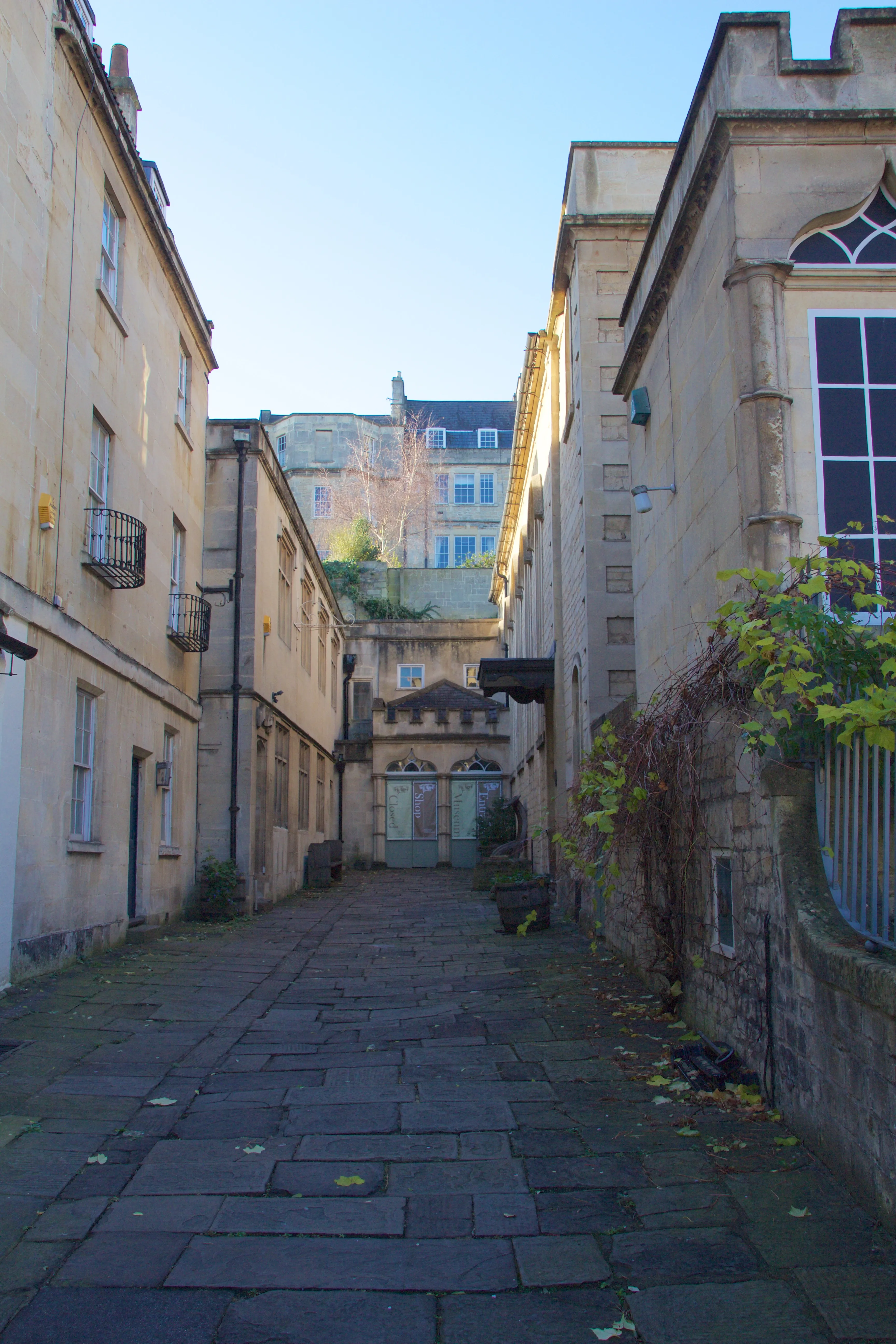 Reprezentatywny widok Museum of Bath Architecture w Bath.