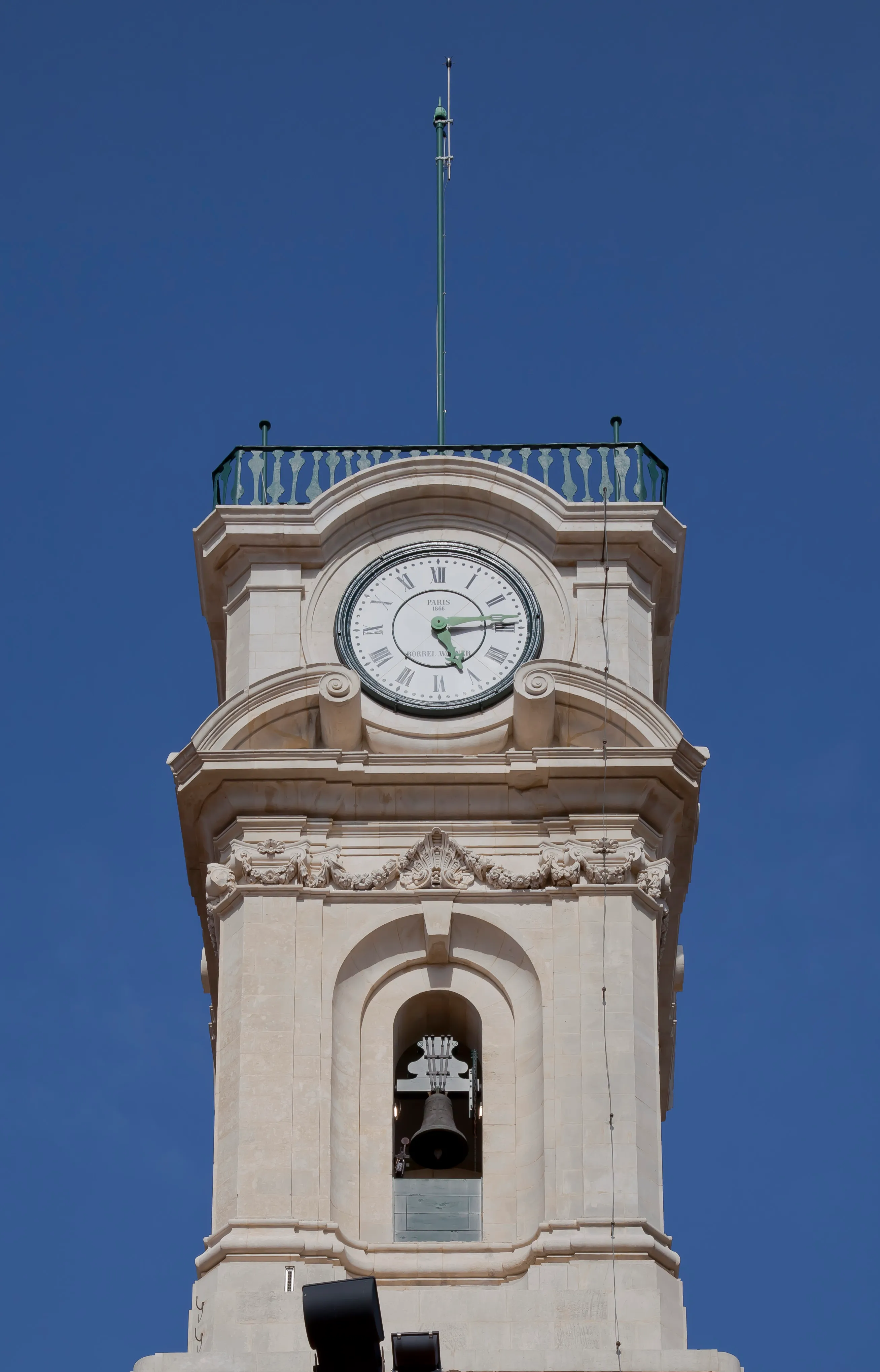 Representative view of Paço das Escolas in Coimbra.