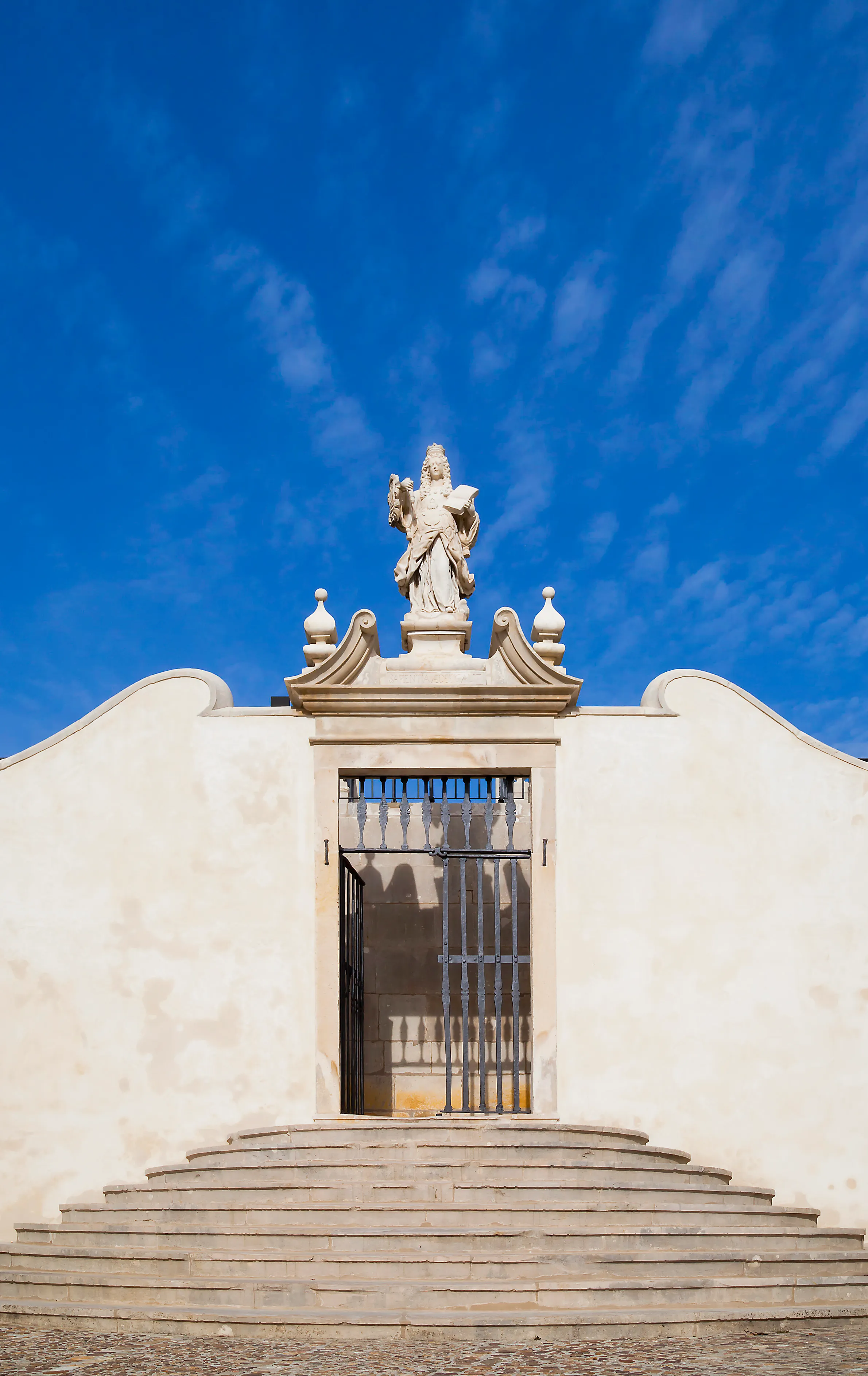 Representative view of Paço das Escolas in Coimbra.