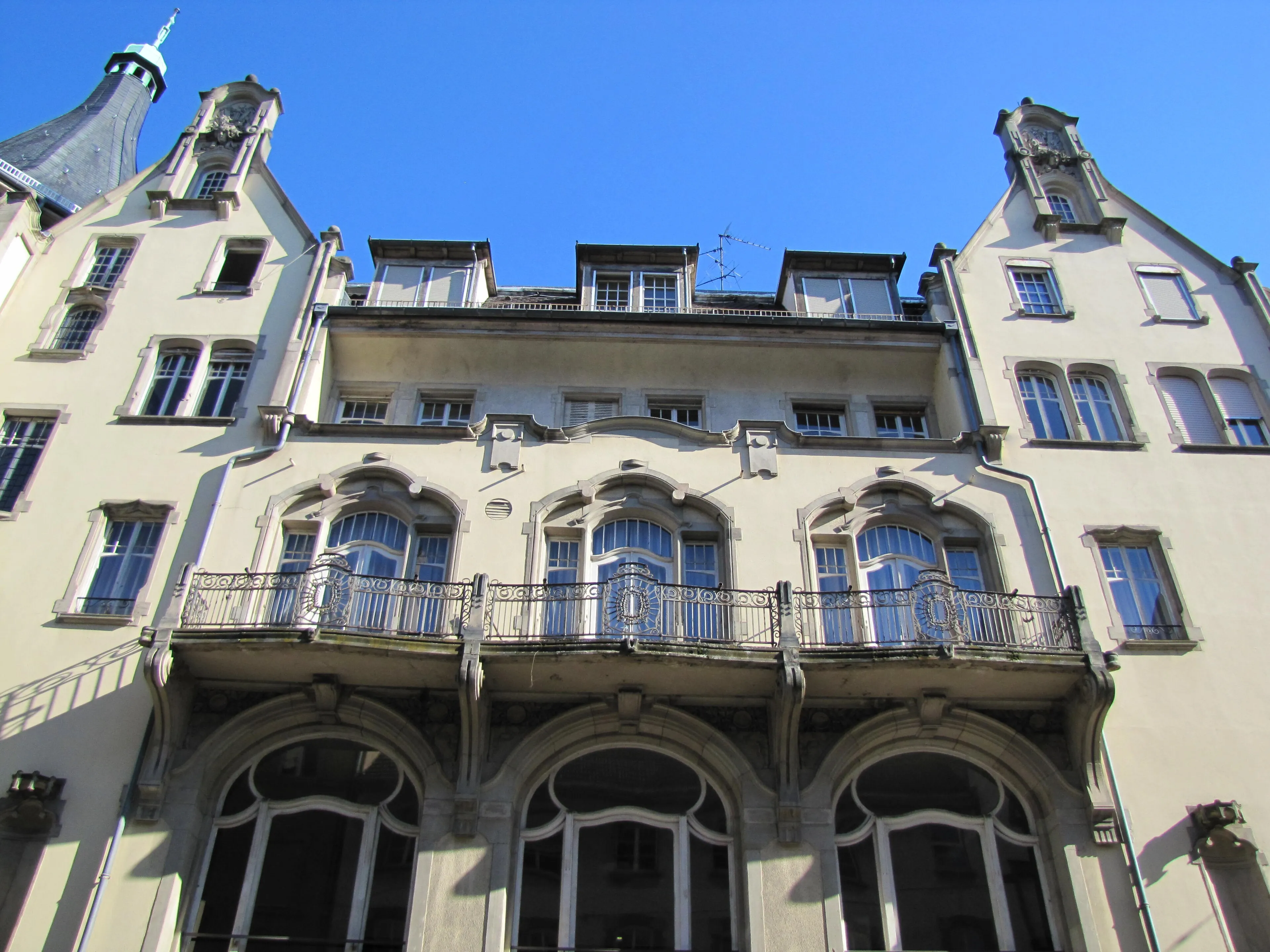 Widok zewnętrzny Palais des Fêtes w Strasburgu.