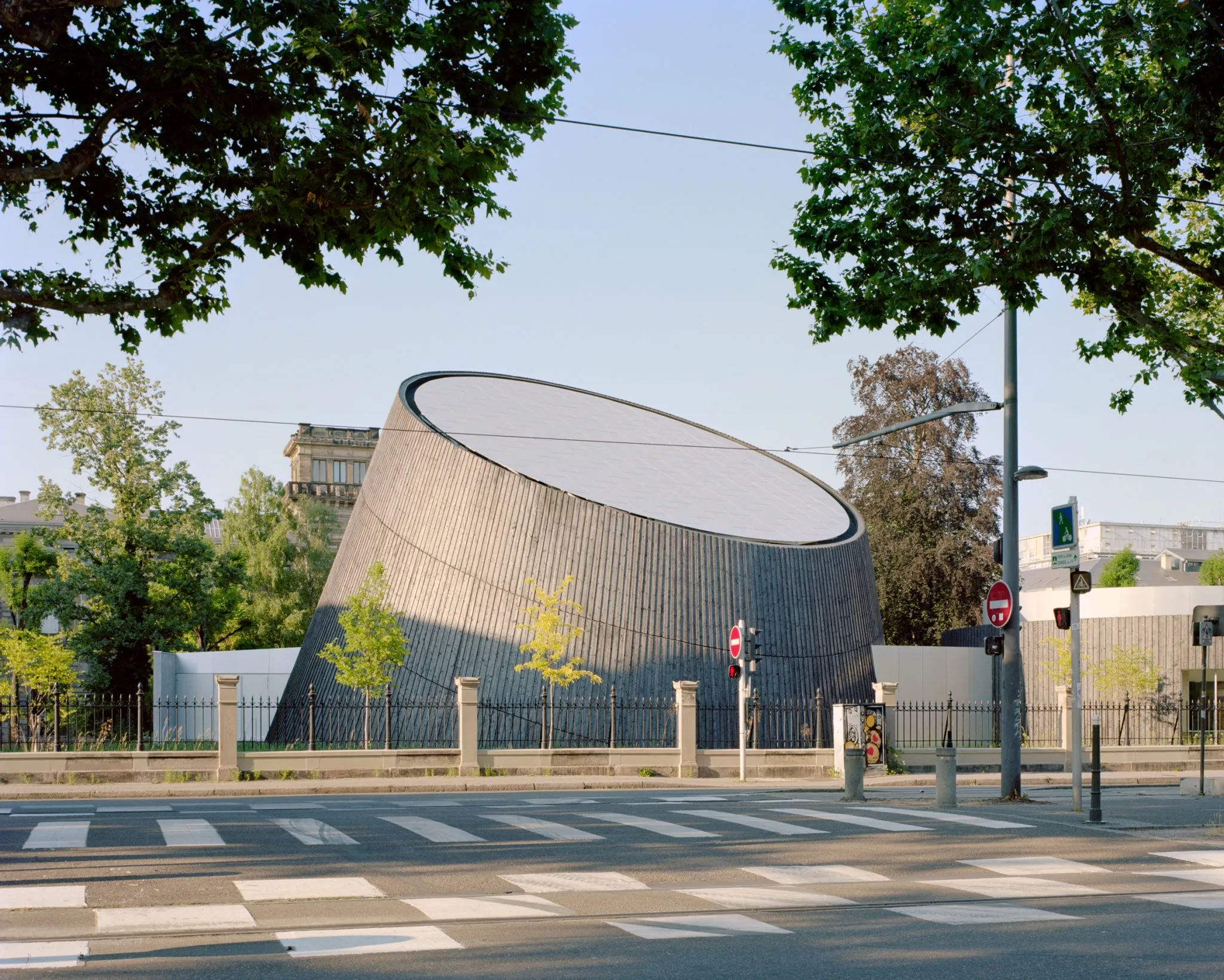 Reprezentatywny widok Planetarium Uniwersytetu w Strasburgu w Strasburgu.