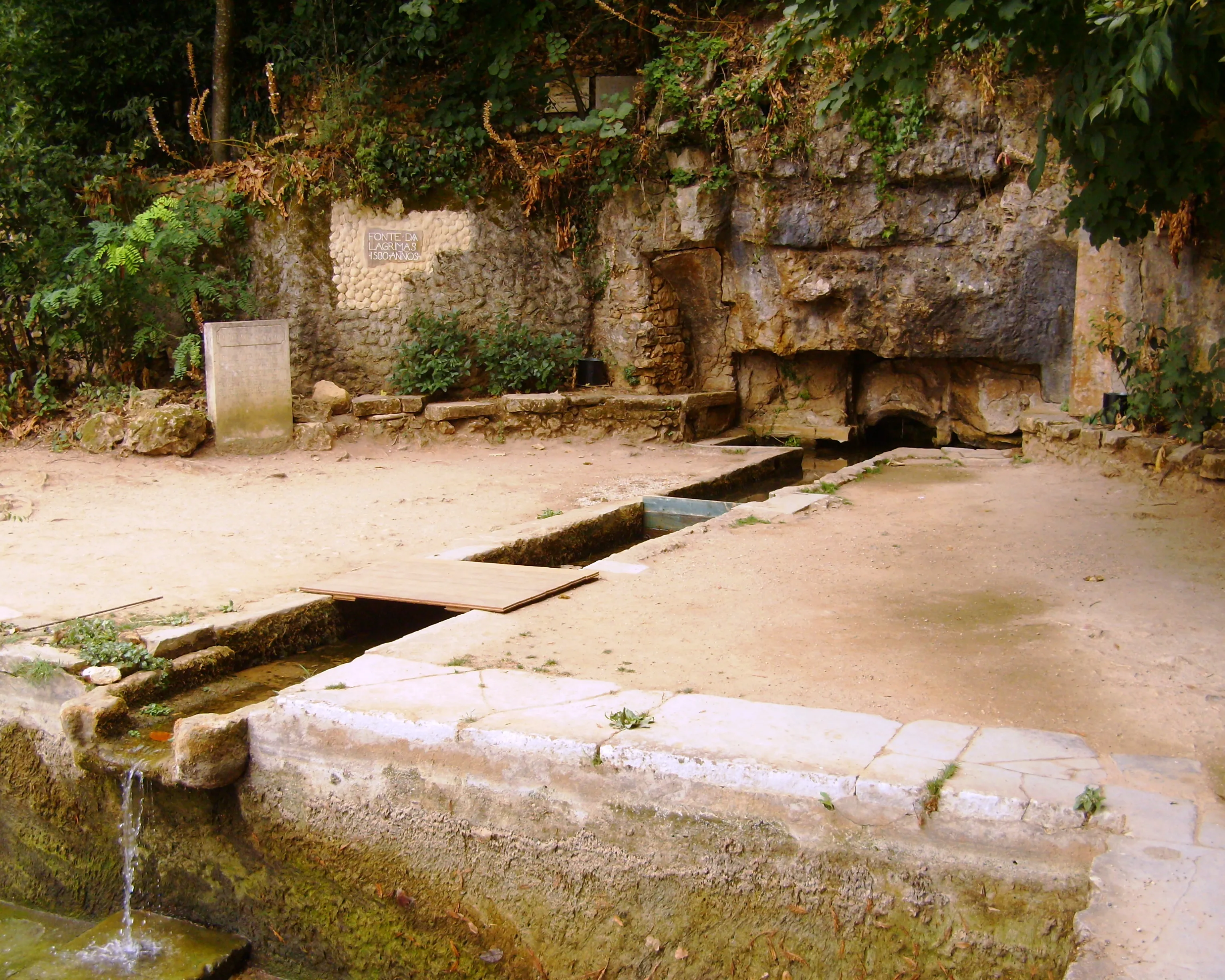 Representative view of Gardens of Quinta das Lágrimas in Coimbra.