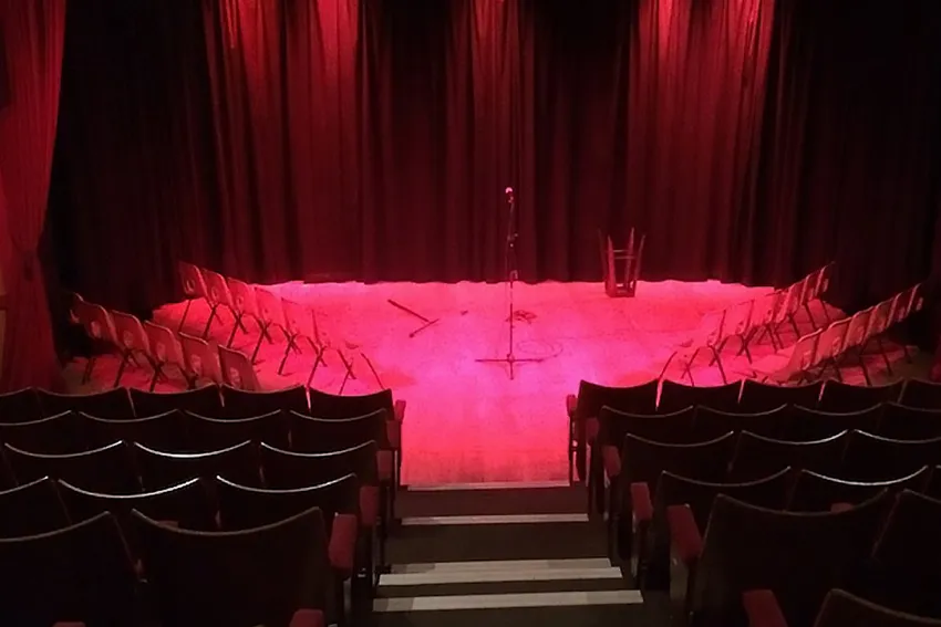 Vista representativa del Rondo Theatre en Bath.