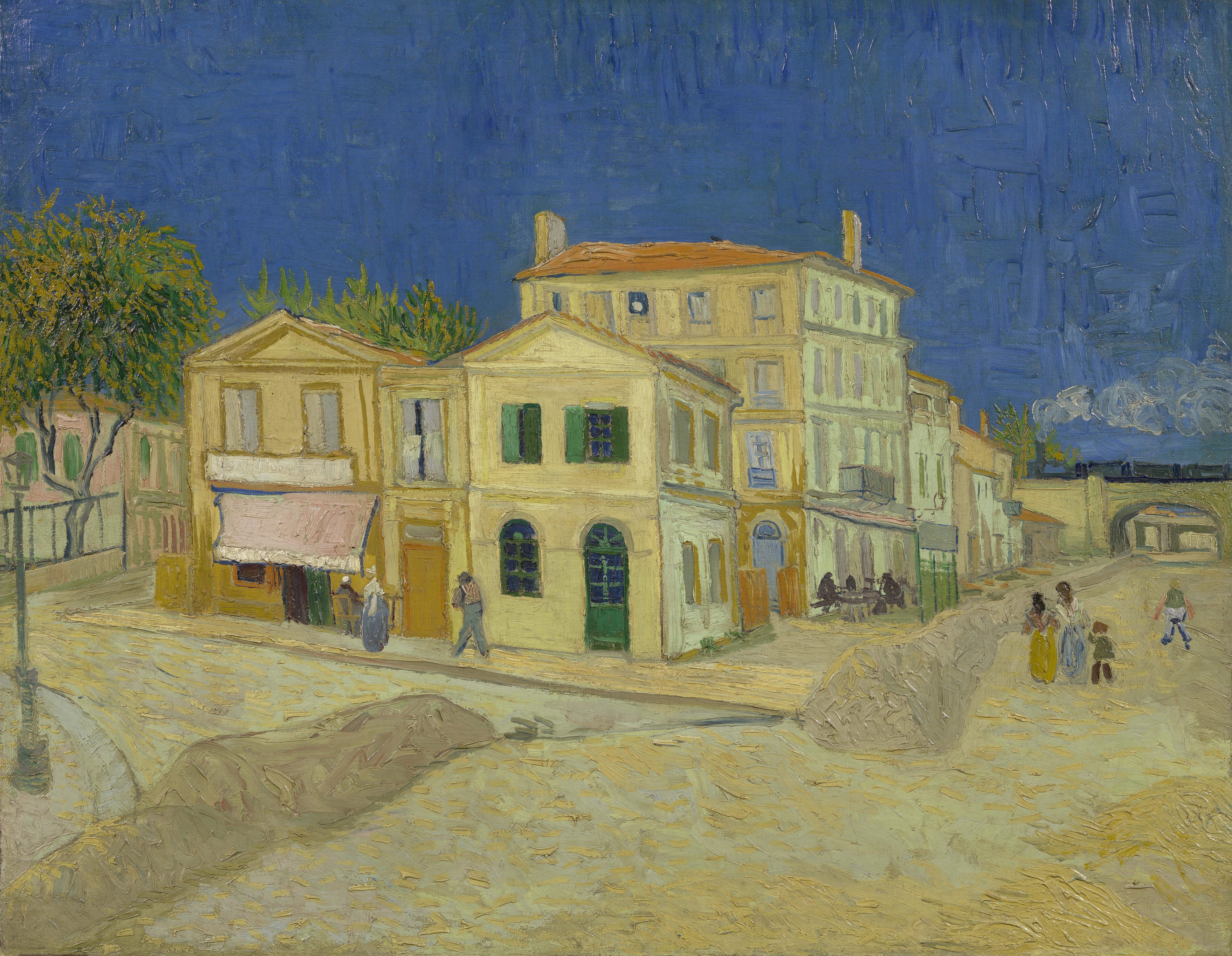 Una pintura de una calle con edificios, un cielo azul y figuras caminando por la carretera